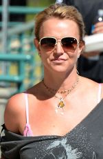 BRITNEY SPEARS Leaves Proderm Image Cosmetic Dermatology
