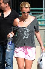 BRITNEY SPEARS Leaves Proderm Image Cosmetic Dermatology
