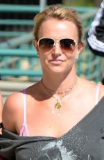 BRITNEY SPEARS Leaves Proderm Image Cosmetic Dermatology