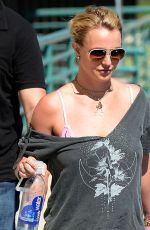 BRITNEY SPEARS Leaves Proderm Image Cosmetic Dermatology