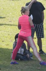 BUSY PHILIPPS on the Set of Cougar Town in Los Angeles