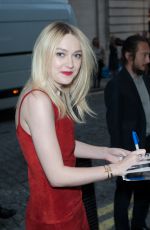 DAKOTA FANNING at Eggie Gray Premiere in London