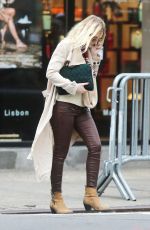 DAKOTA FANNING Out and About in New York 0210