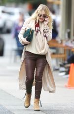 DAKOTA FANNING Out and About in New York 0210