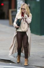 DAKOTA FANNING Out and About in New York 0210