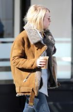 DAKOTA FANNING Out and About in New York 2010