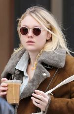 DAKOTA FANNING Out and About in New York 2010