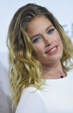 DOUTZEN KROES at Elle’s Women in Hollywood Awards in Los Angeles