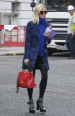 FEARNE COTTON Out and About in London 0810