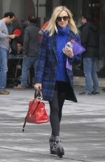 FEARNE COTTON Out and About in London 0810