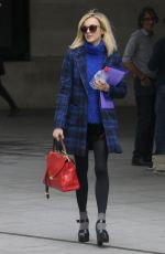FEARNE COTTON Out and About in London 0810