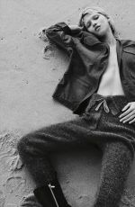 HANA JIRICKOVA in Vogue Magazine, Germany November 2014 Issue