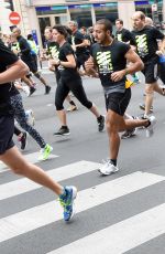 JAMIE CHUNG Running in the Nike 10km Paris Centre Marathon