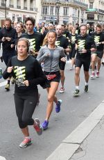 JAMIE CHUNG Running in the Nike 10km Paris Centre Marathon