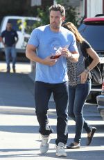 JENNIFER GARNER and Ben Affleck Arrives at Brentwood Country Mart