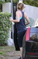 JENNIFER LAWRENCE Arrives at a Gym in Brentwood