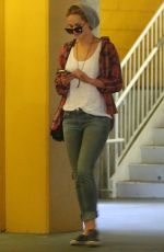 JENNIFER LAWRENCE in Jeans Out in Los Angeles 2210