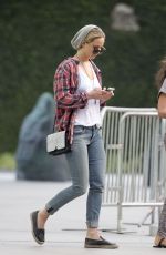 JENNIFER LAWRENCE in Jeans Out in Los Angeles 2210