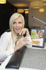 JENNY MCCARTHY at Primp & Polish Salon in New York