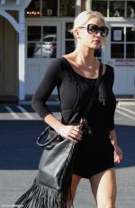 JESSICA SIMPSON Out for Lunch in Calabasas