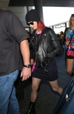 KATY PERRY Arrives at Los Angeles Internationa Airport 2010