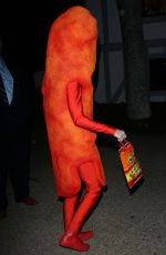 KATY PERRY at Kate Hudson