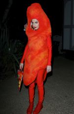 KATY PERRY at Kate Hudson