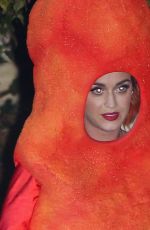 KATY PERRY at Kate Hudson