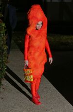 KATY PERRY at Kate Hudson