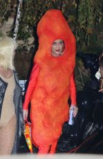 KATY PERRY at Kate Hudson