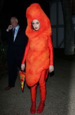 KATY PERRY at Kate Hudson
