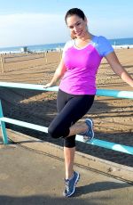 KELLY BROOK at Sketchers 3k Walkathon in Manhattan Beach