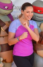 KELLY BROOK at Sketchers 3k Walkathon in Manhattan Beach