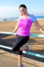 KELLY BROOK at Sketchers 3k Walkathon in Manhattan Beach