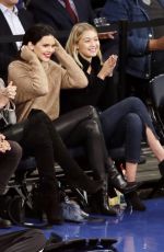 KENDALL JENNER, GIGI HADID and HAILEY BALDWIN at Knicks vs Wizards Game