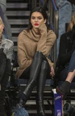KENDALL JENNER, GIGI HADID and HAILEY BALDWIN at Knicks vs Wizards Game