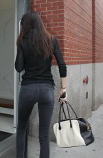 KENDALL JENNER in Tight Jeans Arrives at Her Apartment in New York
