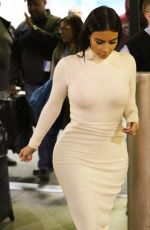 KIM KARDASHIAN at San Francisco International Airport 2710