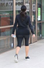 KIM KARDASHIAN in Leggings Arrives at a Gym in Los Angeles 2910