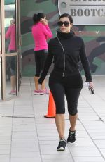 KIM KARDASHIAN in Leggings Arrives at a Gym in Los Angeles 2910