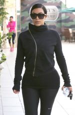 KIM KARDASHIAN in Leggings Arrives at a Gym in Los Angeles 2910