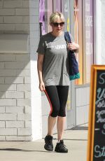 KIRSTEN DUNST in Leggings Leaves a Gym in Los Angeles 0810