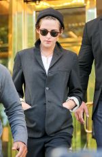 KRISTEN STEWART Out and About in New York 0810