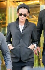 KRISTEN STEWART Out and About in New York 0810