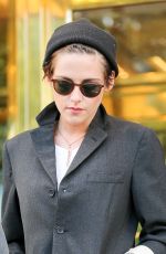 KRISTEN STEWART Out and About in New York 0810