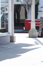 KRISTIN CAVALLARI Out for Lunch at Fig and Olive in West Hollywood