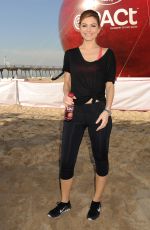 MARIA MENOUNOS at Ocean Spray Cranberry Extract Water Launch in Hermosa Beach