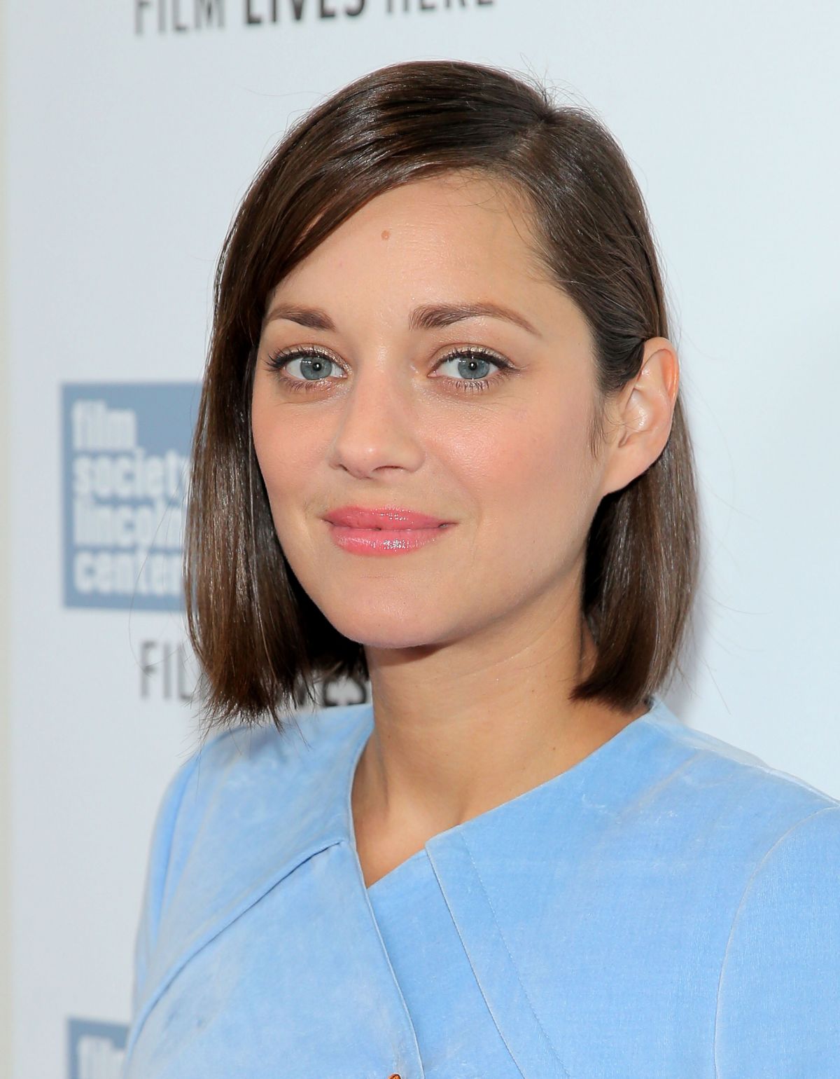 Marion cottilard at two days one night premiere at nyff hawtcelebs