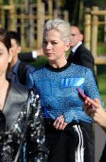 MICHELLE WILLIAMS at Louis Vuitton Fashion Show in Paris