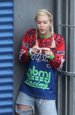 MILEY CYRUS Smoking Out in Sydney